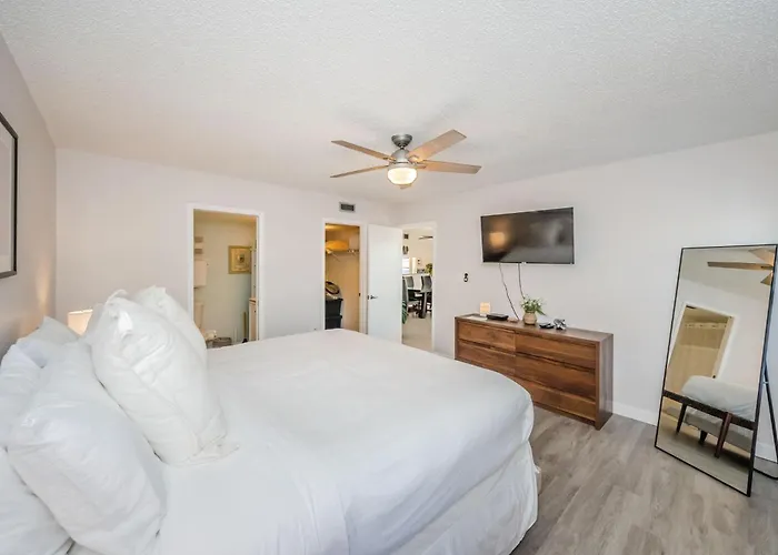 Hidden Retreat Clearwater Beach